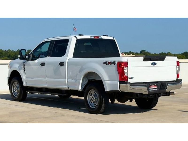 Used 2022 Ford F250 XL w/ Power Equipment Group image 9