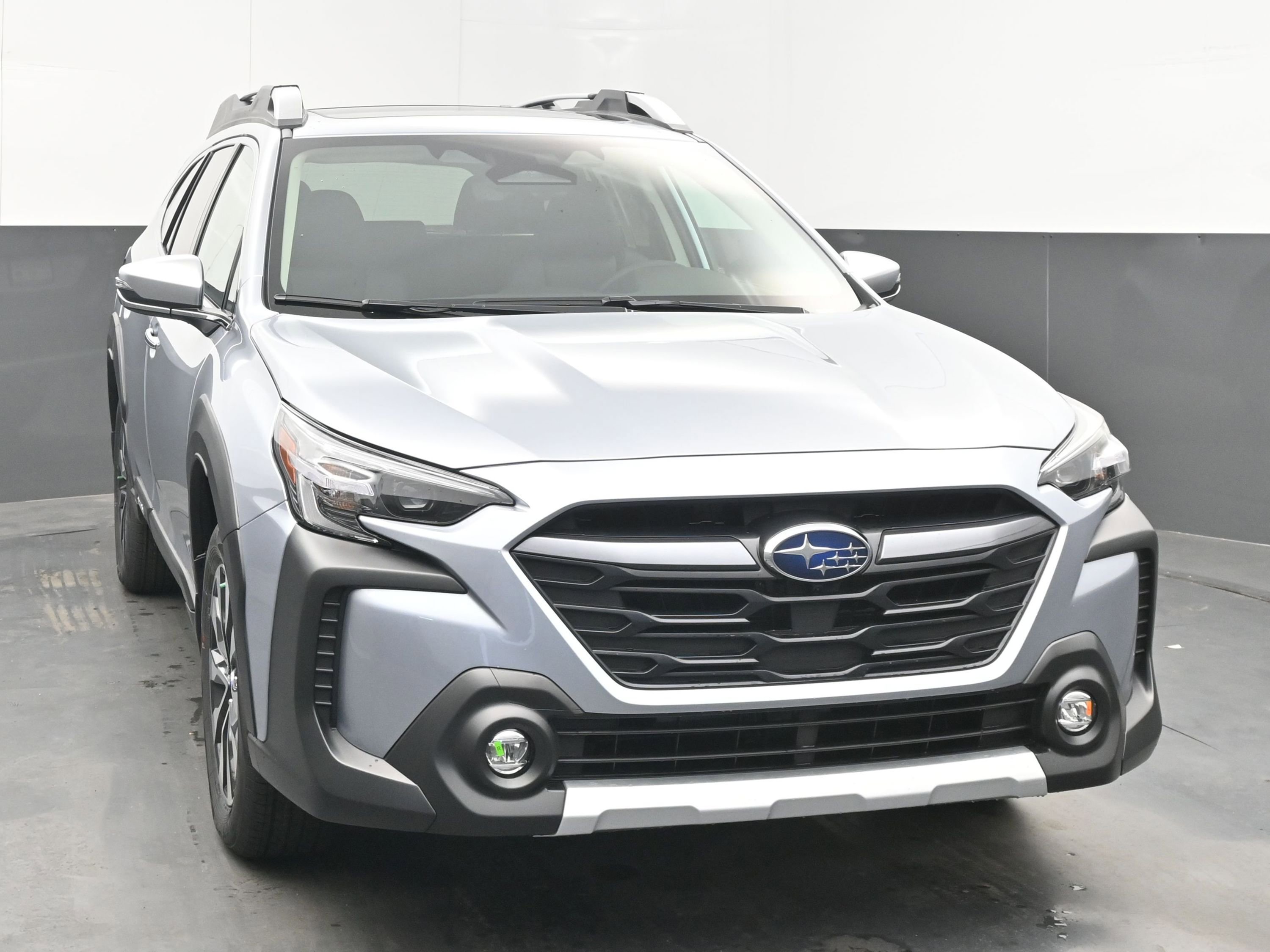 New 2025 Subaru Outback Touring XT image 2