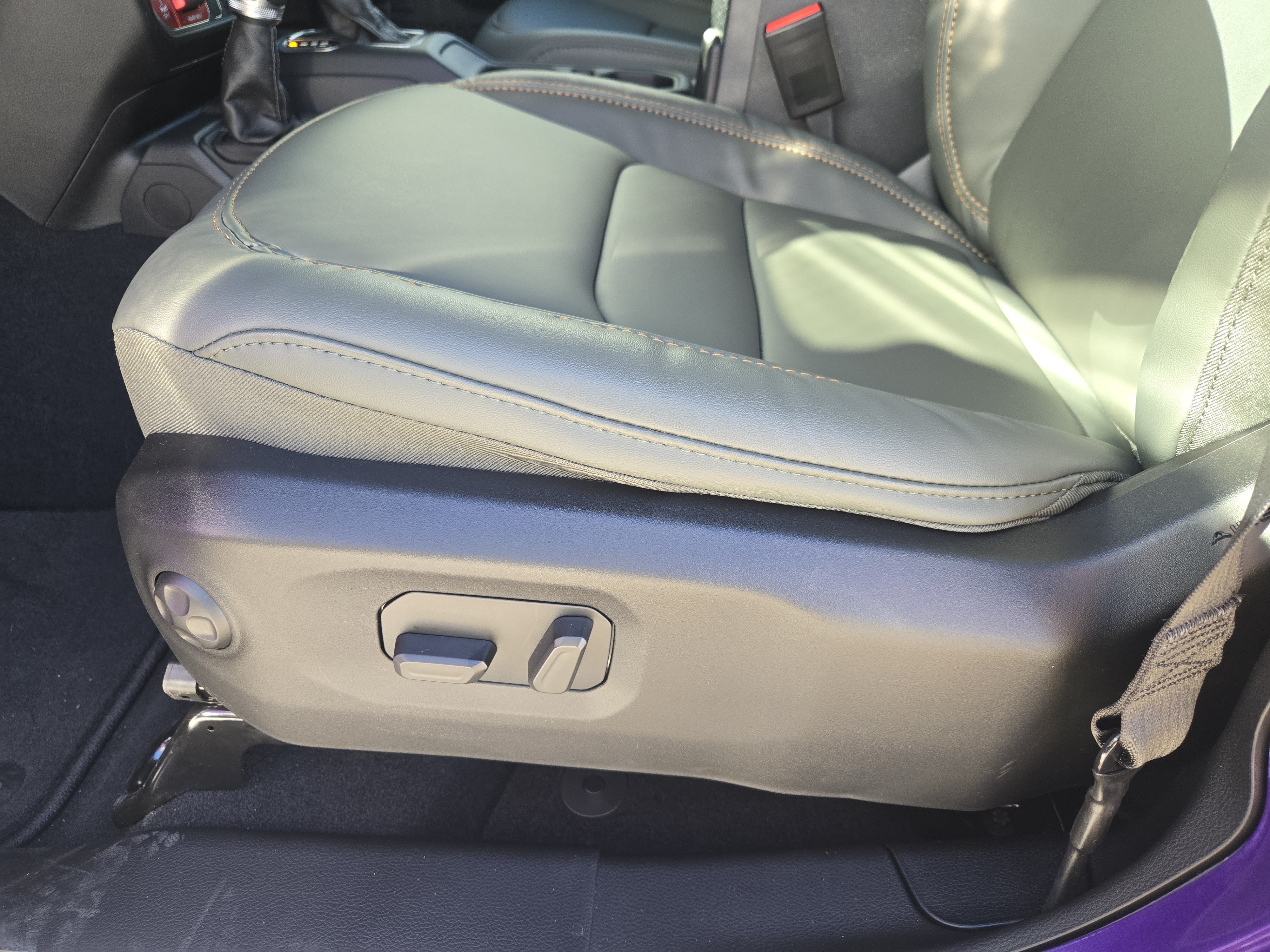 New 2026 Jeep Gladiator Mojave AWD/4WD image 19
