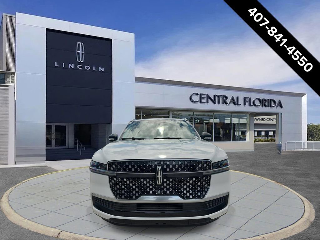 New 2026 Lincoln Navigator L Reserve AWD/4WD image 2