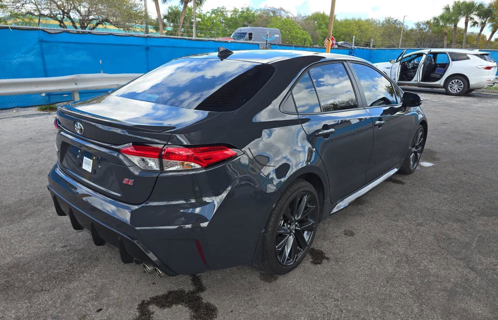 Used 2025 Toyota Corolla SE image 5