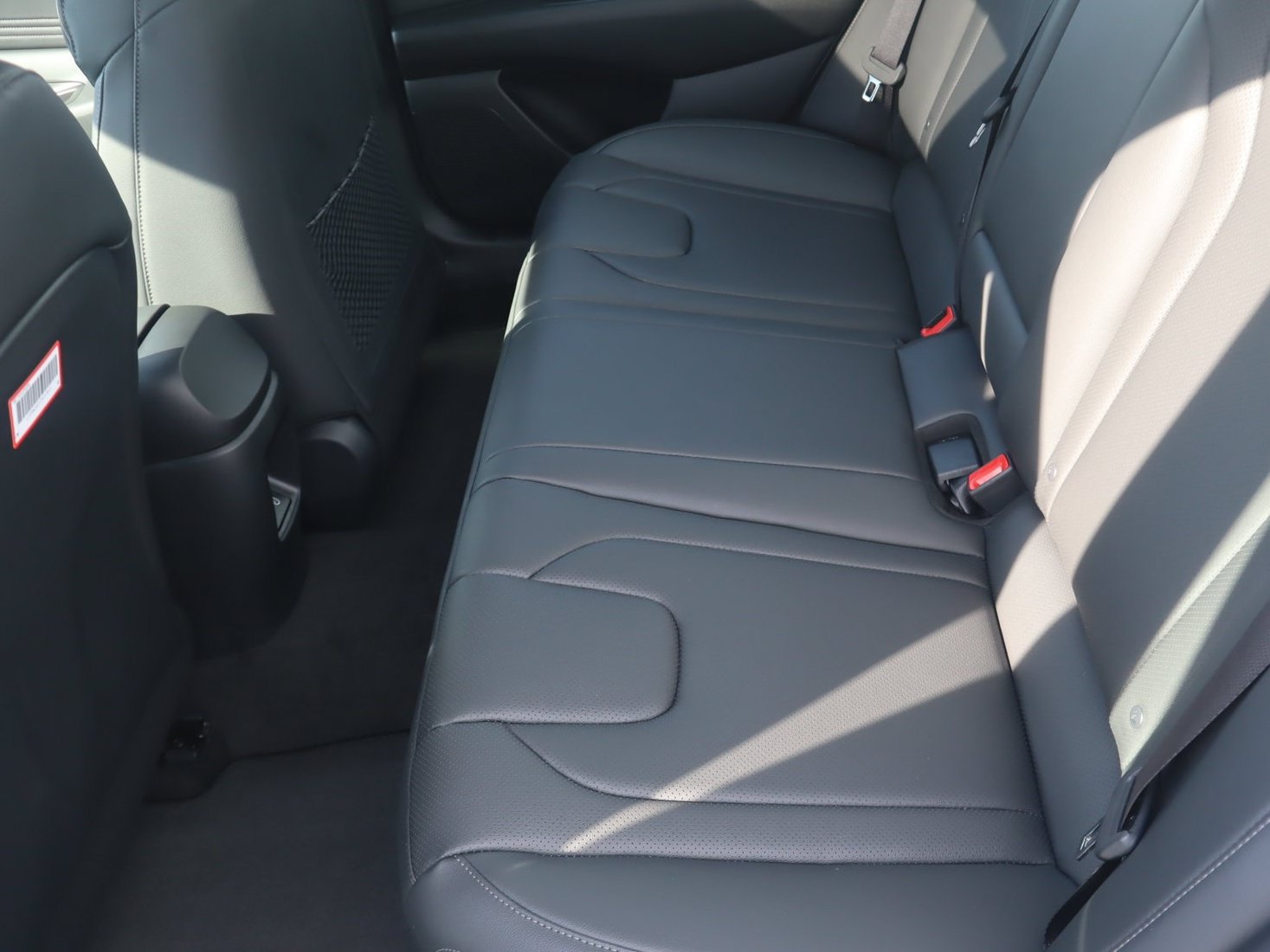 New 2026 Hyundai Elantra Limited FWD image 20