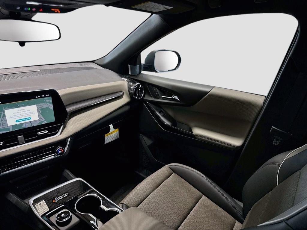 New 2027 Chevrolet Equinox LT w/ Convenience Package II FWD image 23