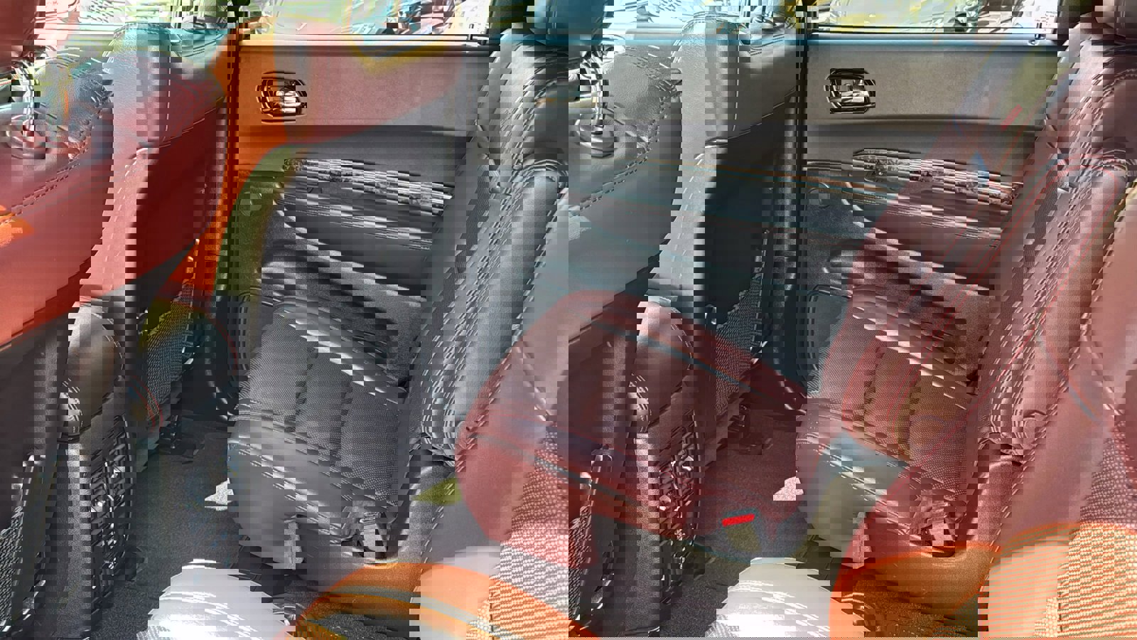 Certified 2024 Dodge Durango R/T image 32