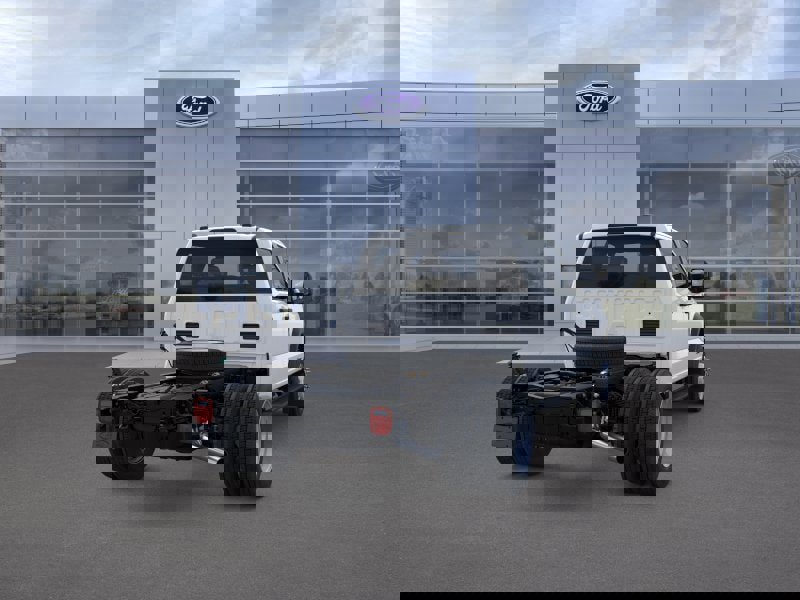 New 2026 Ford F550 4x4 Crew Cab image 8