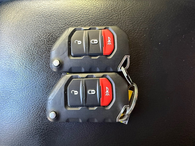 Used 2022 Jeep Wrangler Sport S image 30