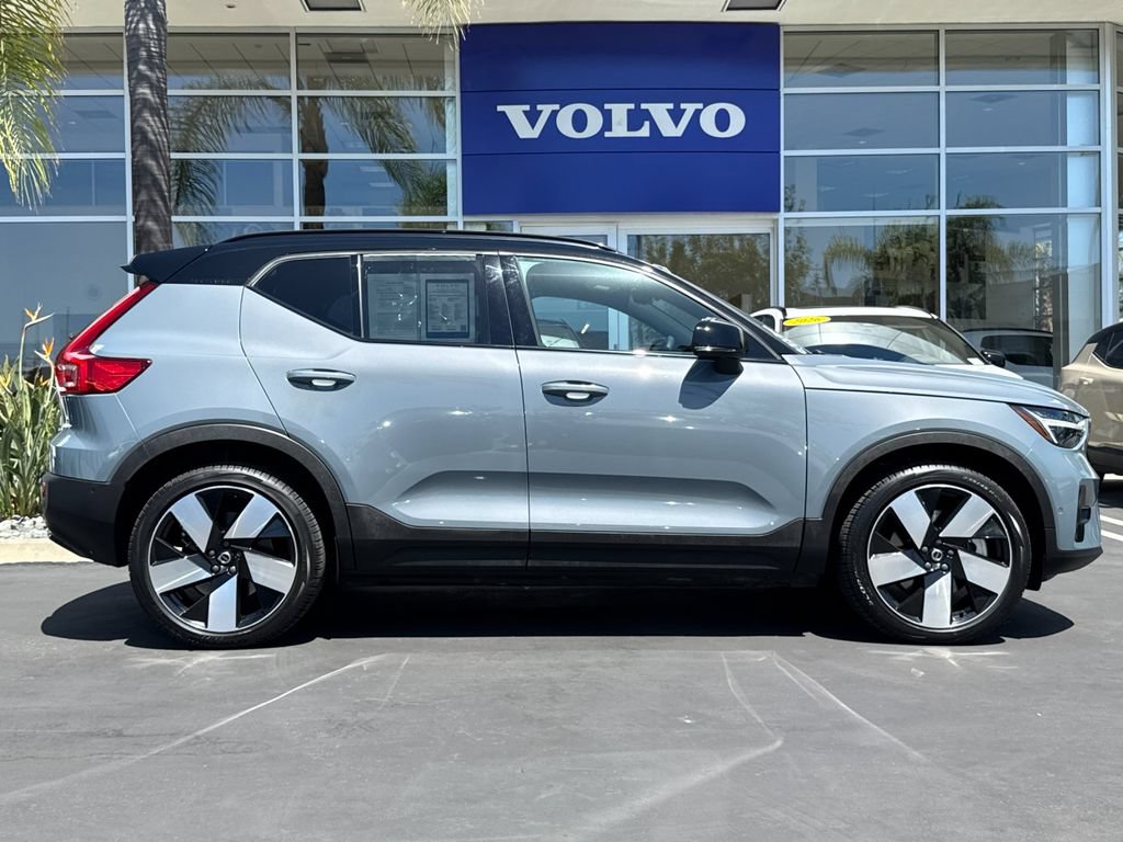 Certified 2023 Volvo XC40 Recharge Ultimate w/ Protection Package Premier AWD/4WD image 6