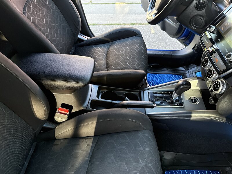 Used 2020 Mitsubishi Outlander Sport Black Edition AWD/4WD image 28