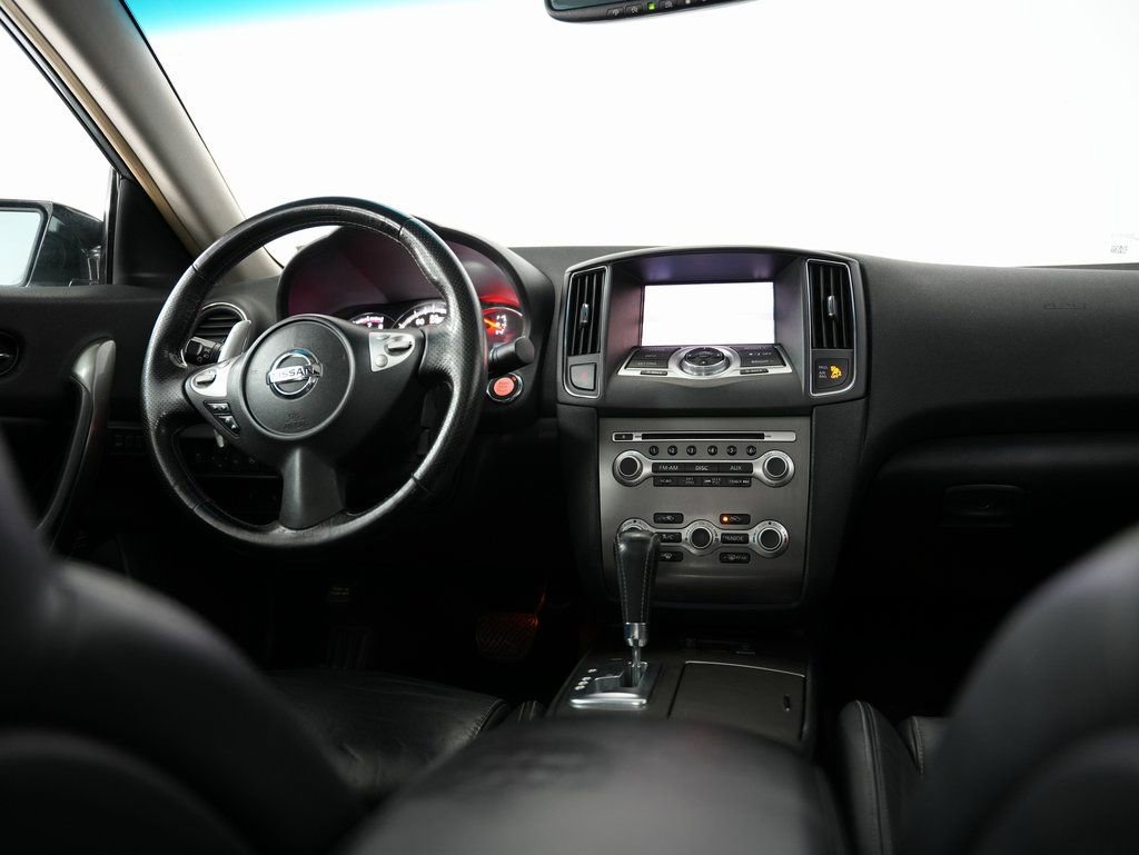 Used 2014 Nissan Maxima 3.5 SV w/ Sport Package image 10