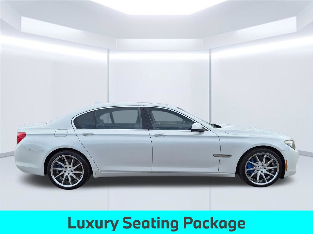 Used 2009 BMW 750Li RWD image 8