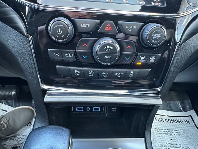 Used 2021 Jeep Grand Cherokee Laredo X AWD/4WD image 30