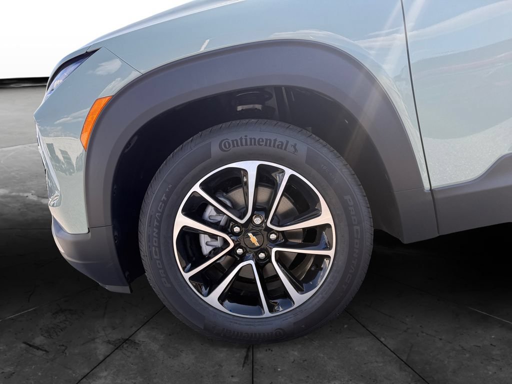 New 2026 Chevrolet TrailBlazer LT w/ Convenience Package FWD image 14