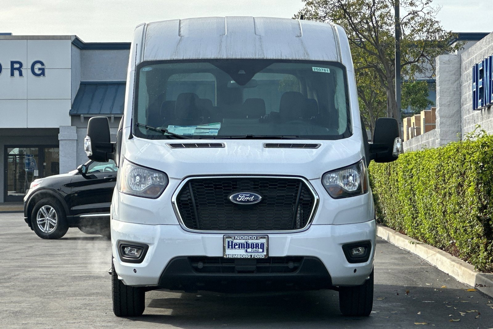 New 2025 Ford Transit 350 XLT image 9