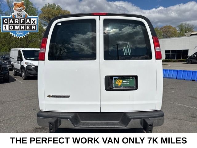 Used 2024 Chevrolet Express 2500 w/ Driver Convenience Package RWD image 20