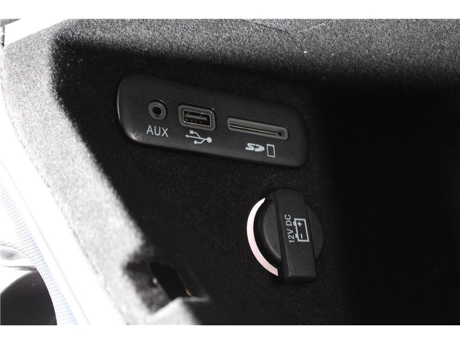 Used 2015 Dodge Challenger SXT Plus image 32