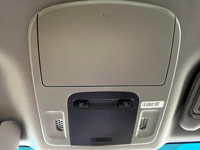 Used 2018 Toyota Camry LE FWD image 16