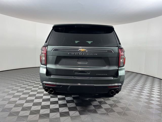 Used 2023 Chevrolet Suburban Premier image 8
