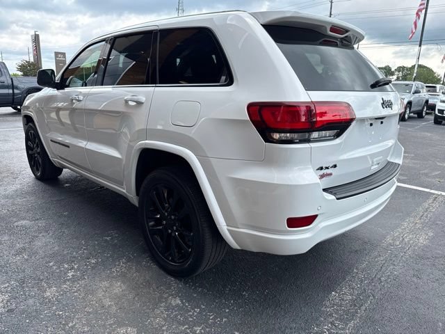 Used 2021 Jeep Grand Cherokee Laredo X AWD/4WD image 27