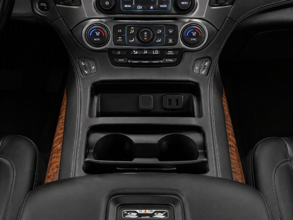 Used 2019 Chevrolet Suburban Premier AWD/4WD image 17