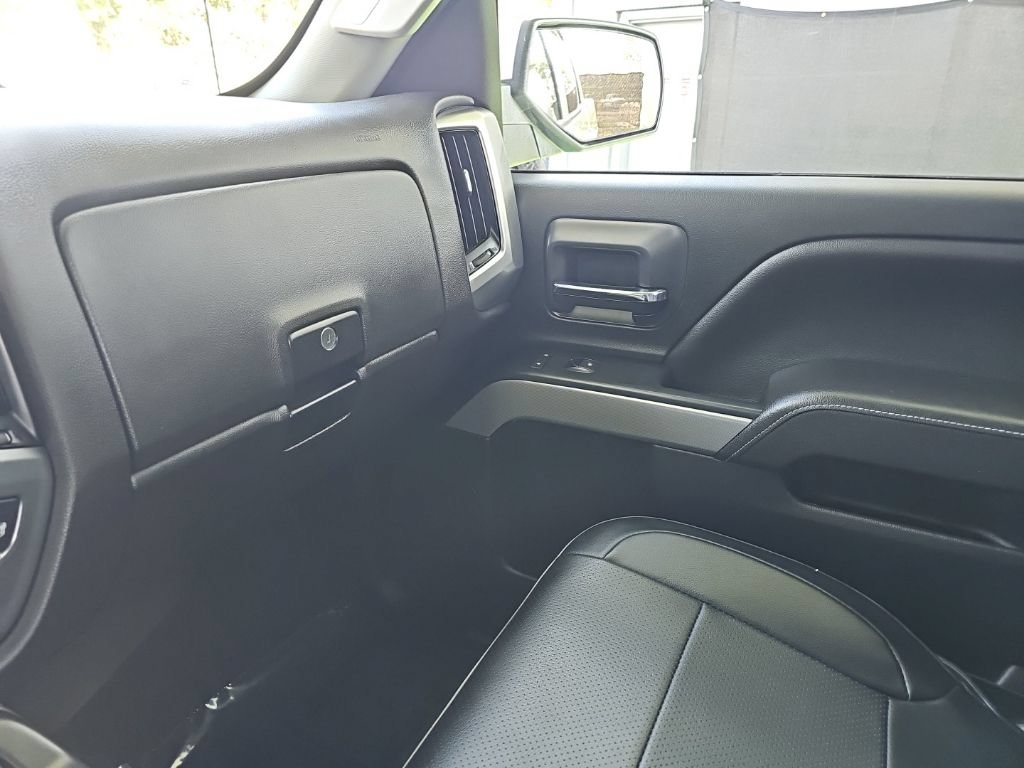 Used 2017 Chevrolet Silverado 1500 LT w/ True North Edition AWD/4WD image 25