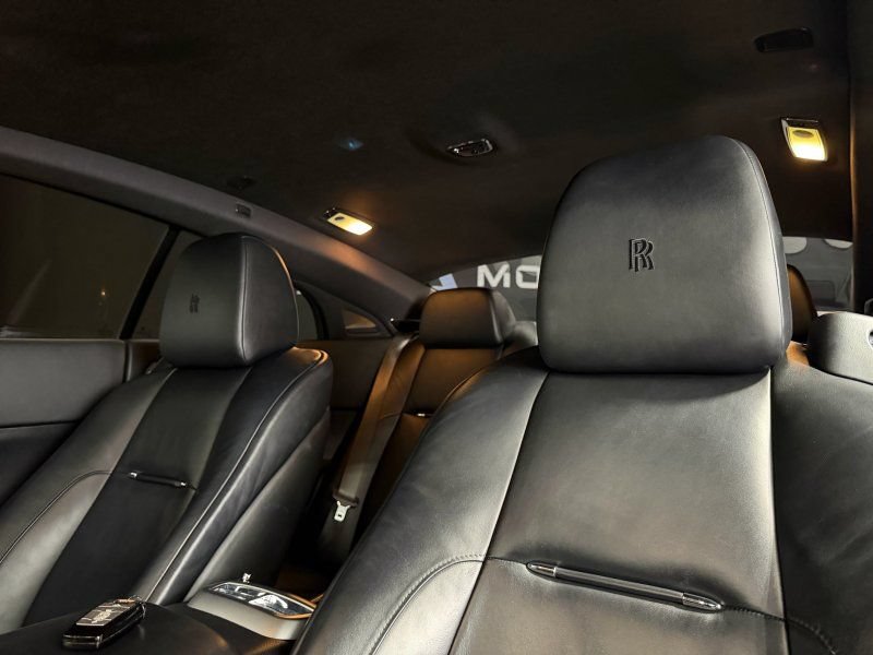 Used 2015 Rolls-Royce Wraith RWD image 22