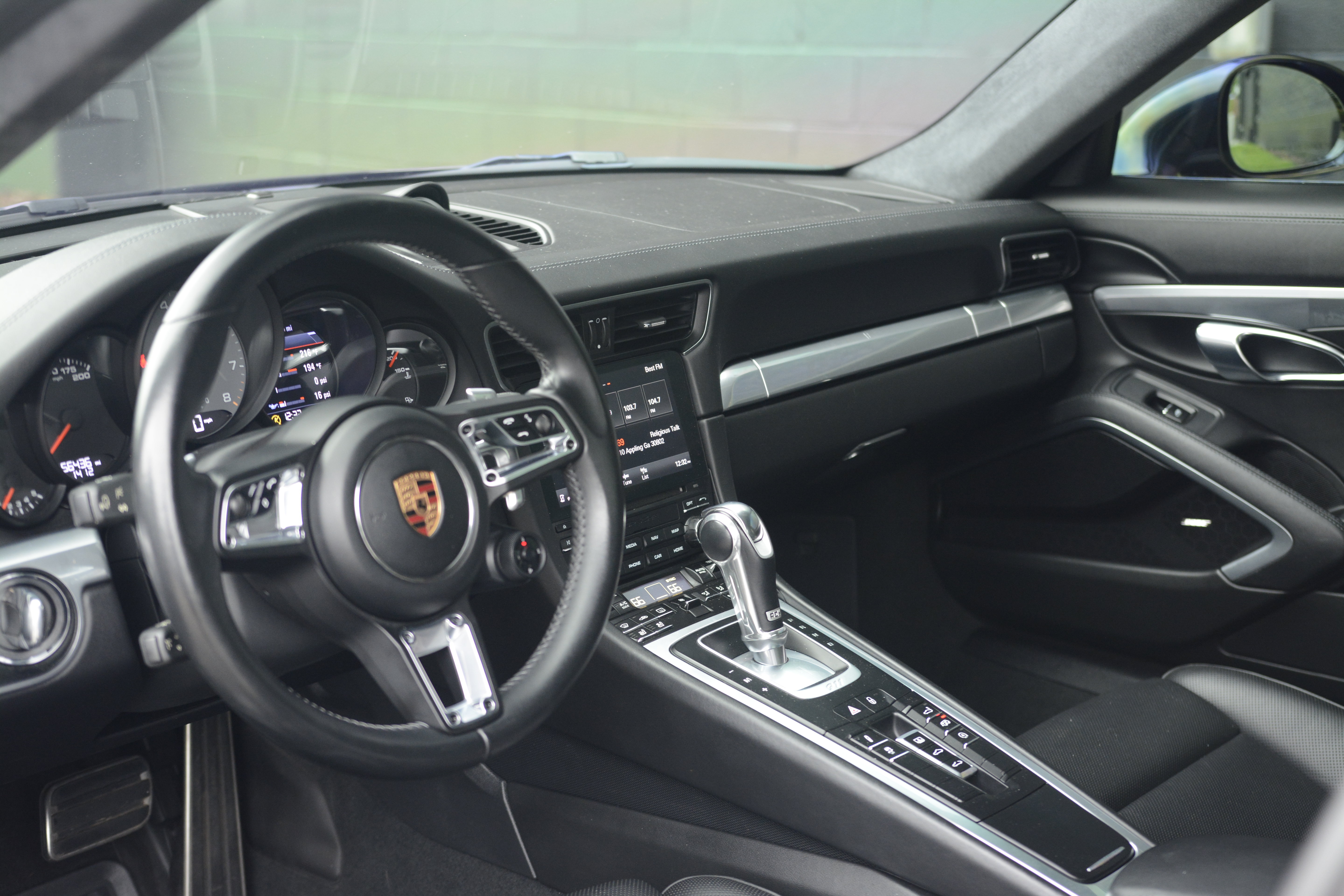 Certified 2018 Porsche 911 Carrera 4S AWD/4WD image 4
