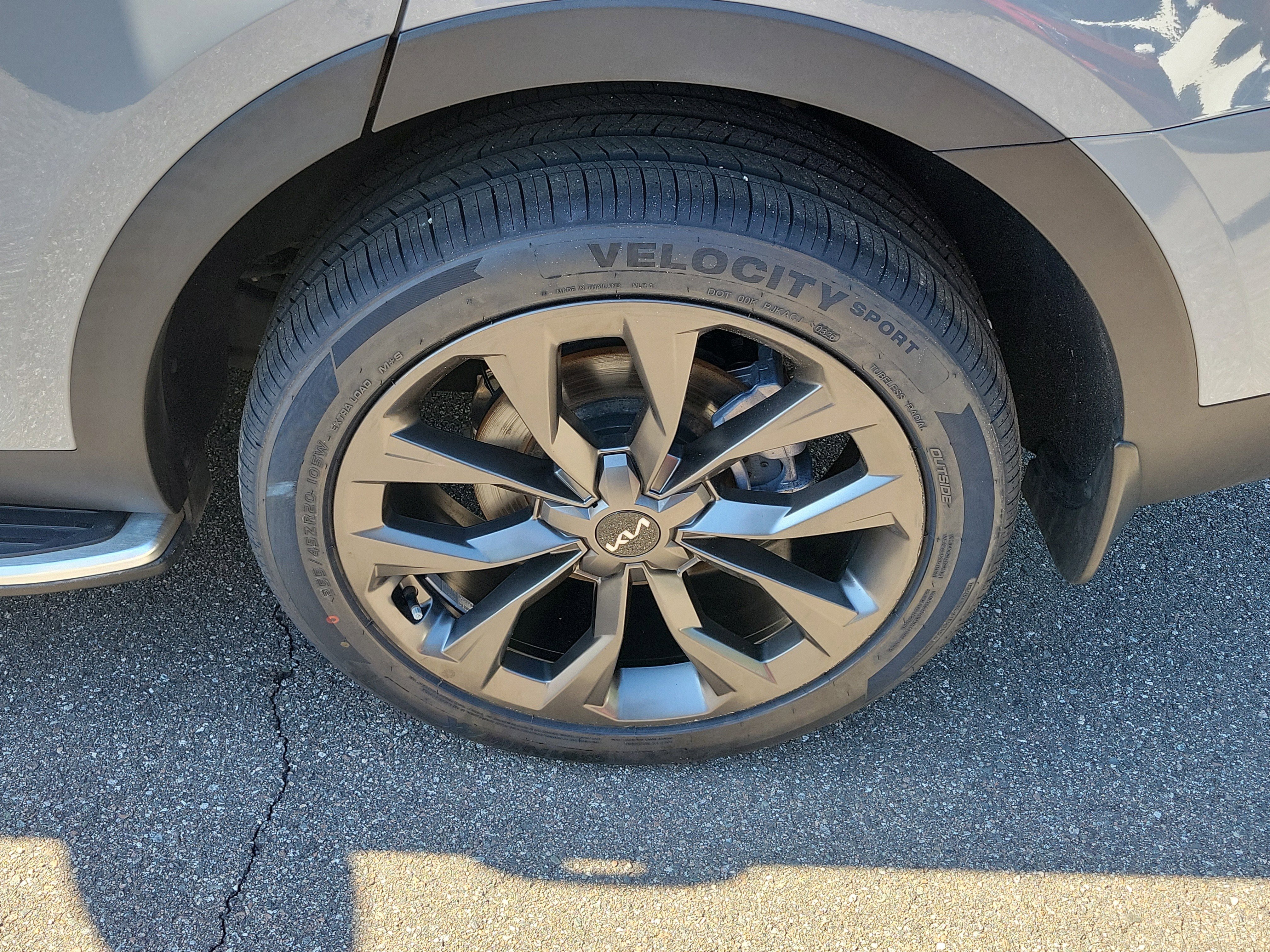 Certified 2023 Kia Sorento SX Prestige AWD/4WD image 42