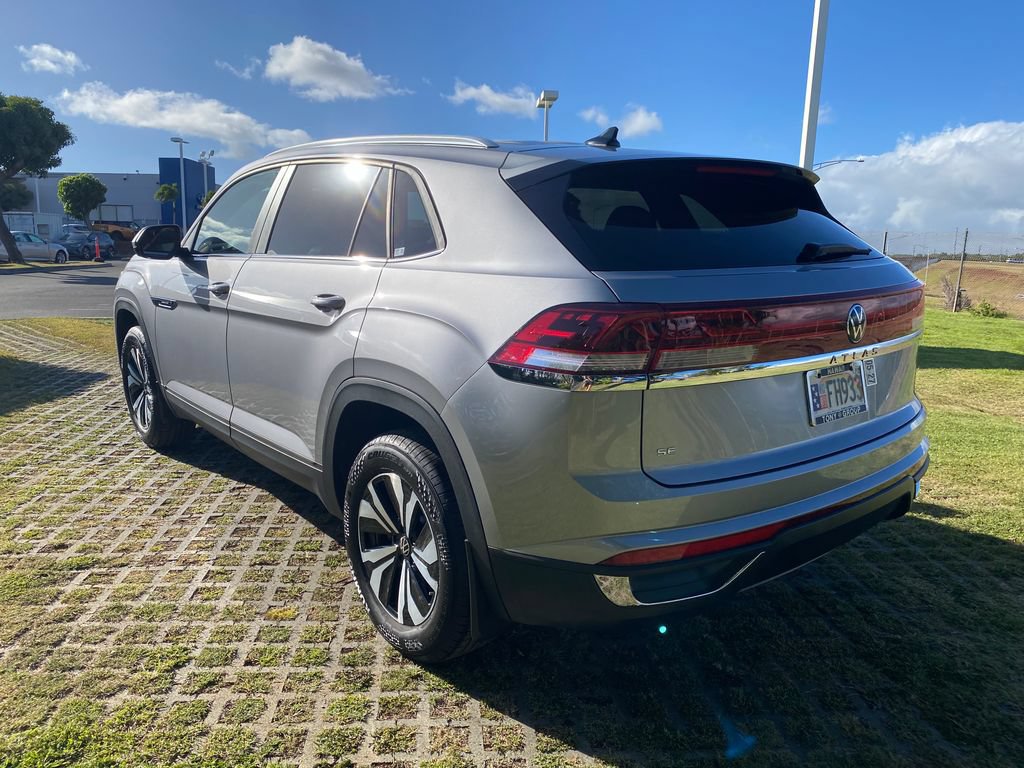 Used 2025 Volkswagen Atlas Cross Sport SE FWD image 5