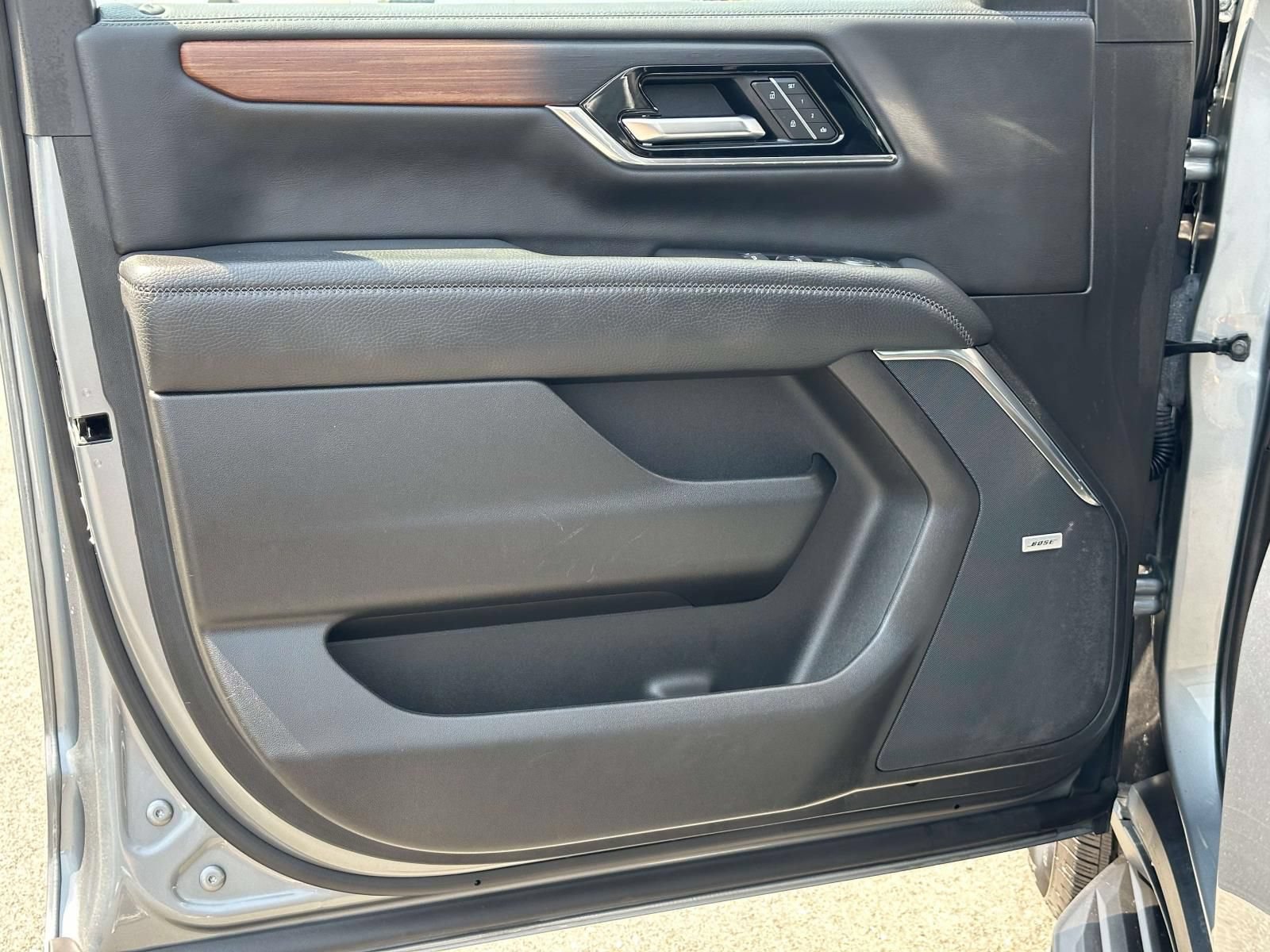 Certified 2025 GMC Yukon Denali AWD/4WD image 21