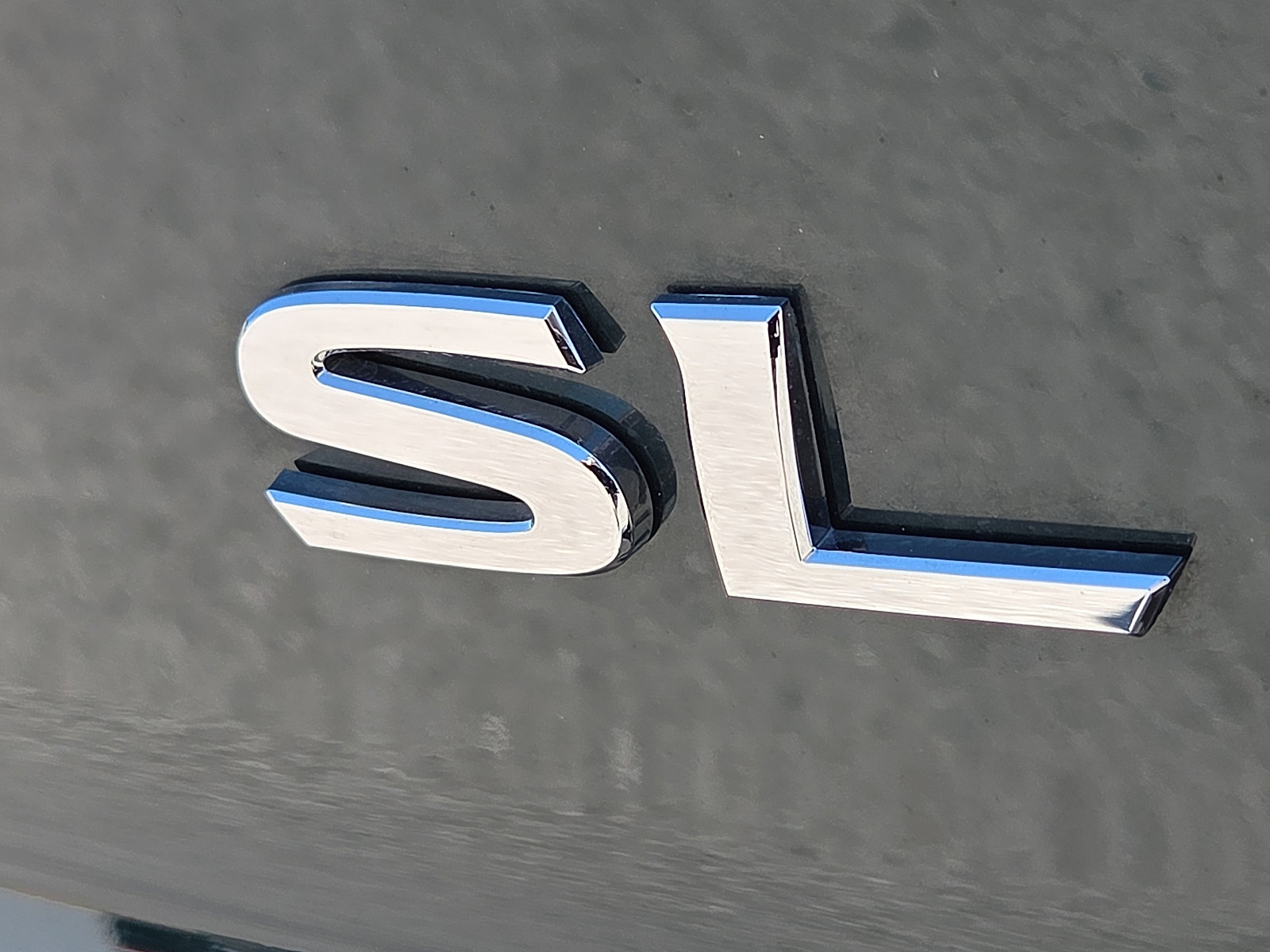 Used 2025 Nissan Pathfinder SL FWD image 8