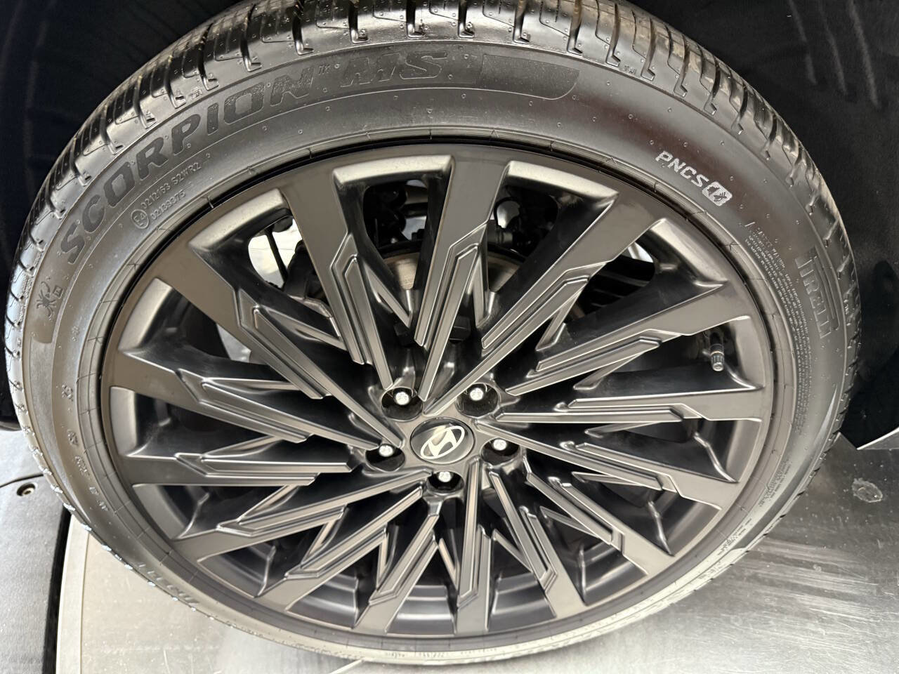 Used 2024 Hyundai Santa Fe Calligraphy image 39