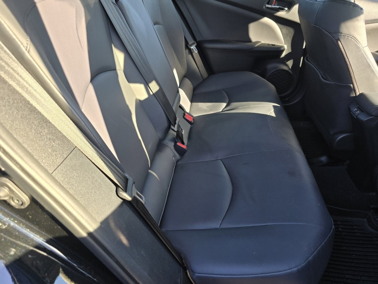 Used 2022 Toyota Prius image 12