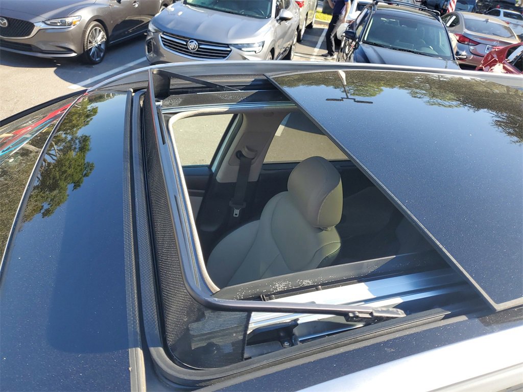 Used 2020 Hyundai Santa Fe Limited image 36