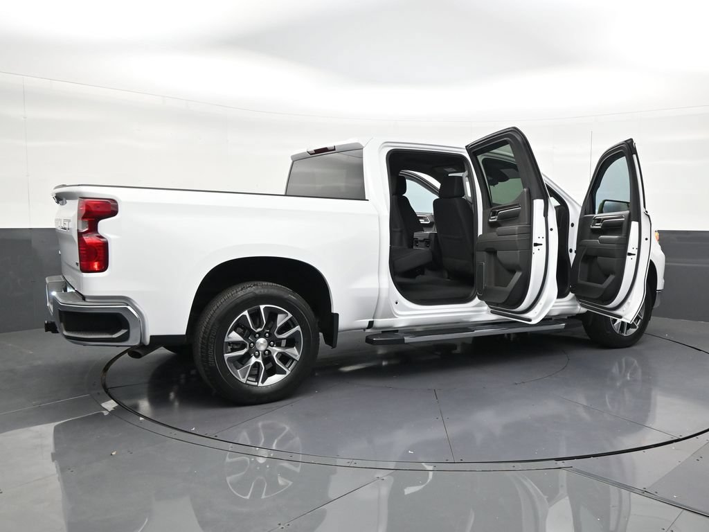 Certified 2026 Chevrolet Silverado 1500 LT RWD image 25