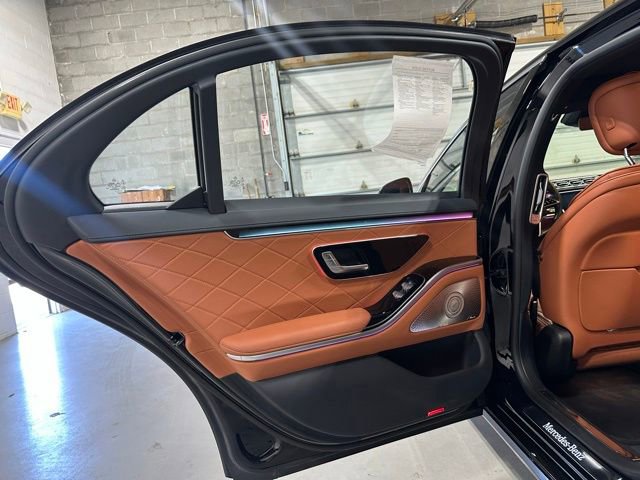 Certified 2021 Mercedes-Benz S 580 4MATIC Sedan image 12