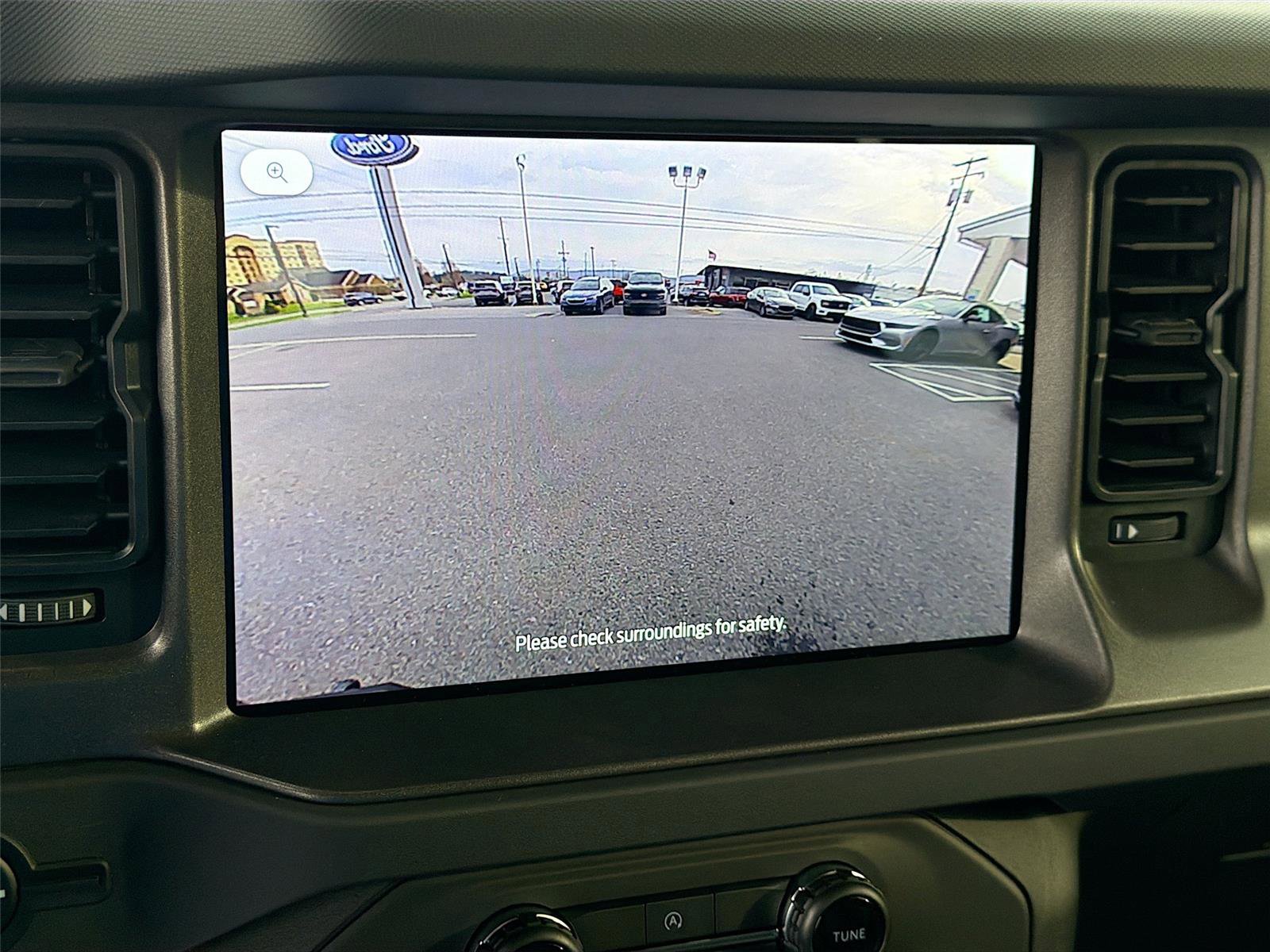 Used 2025 Ford Bronco 4-Door image 15