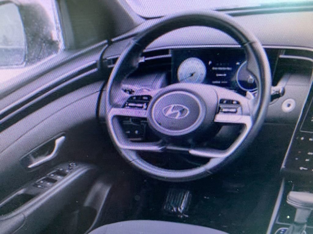 Used 2023 Hyundai Santa Cruz SEL Premium image 5