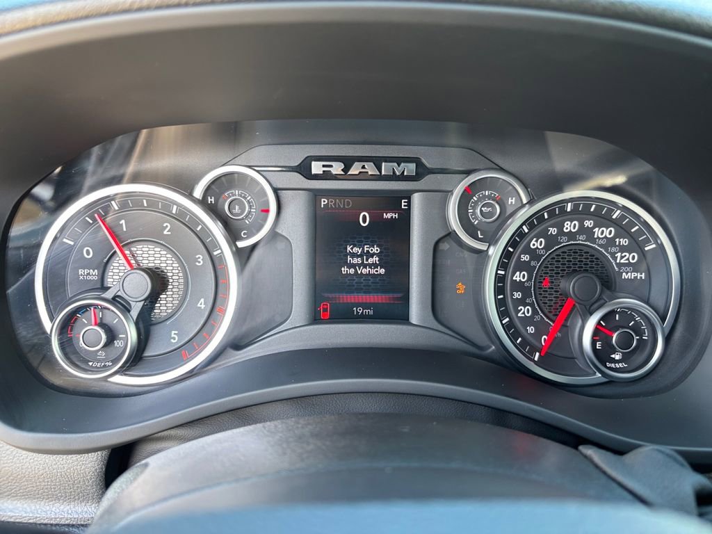 New 2026 RAM 3500 Tradesman AWD/4WD image 29