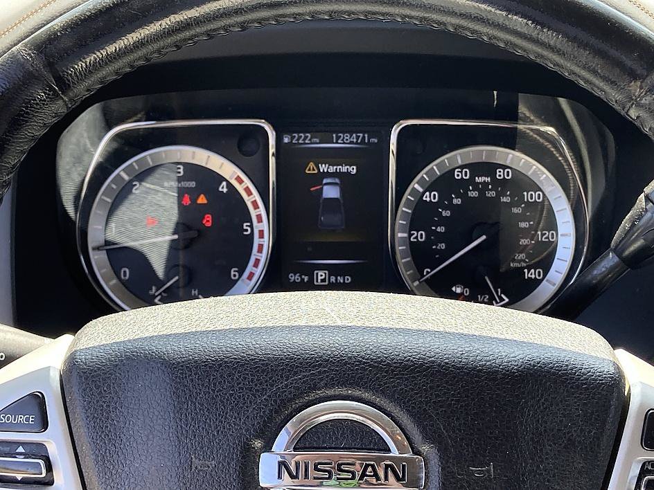 Used 2017 Nissan Titan SL RWD image 15