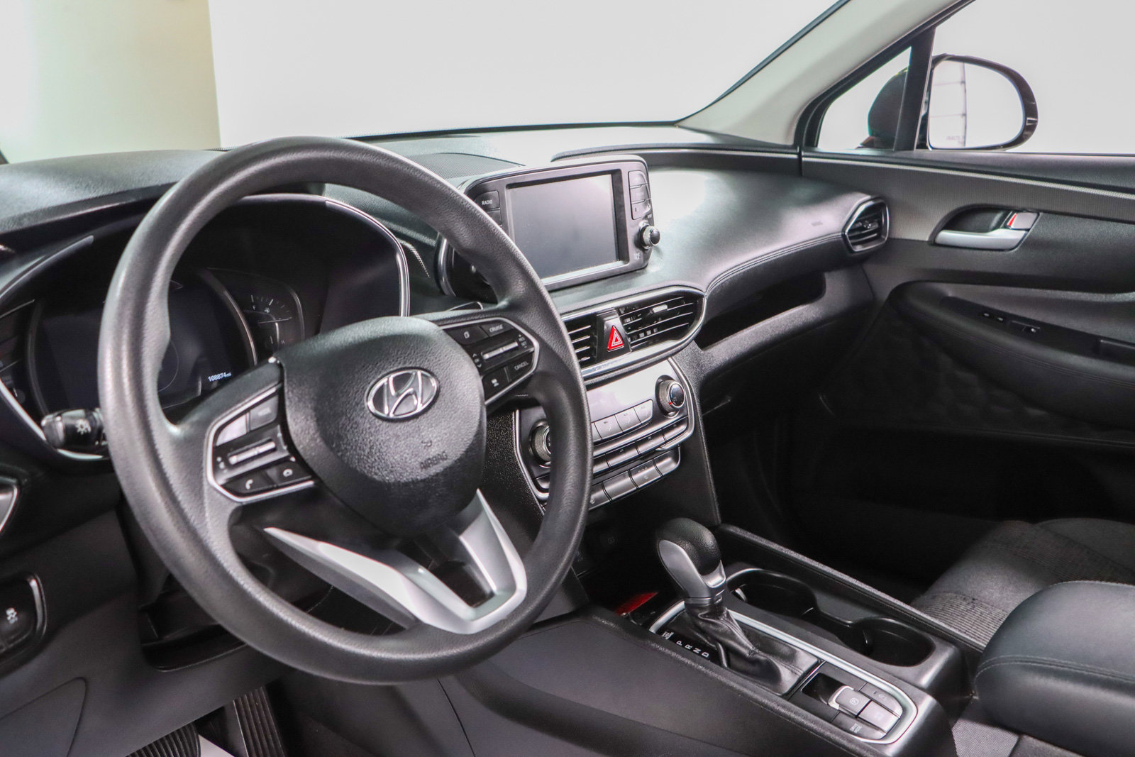 Used 2020 Hyundai Santa Fe SEL w/ Cargo Package FWD image 21