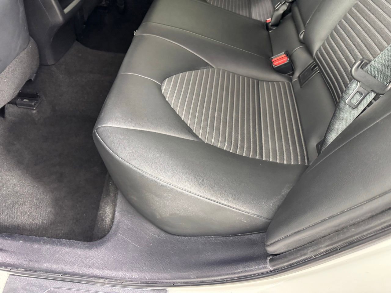 Used 2023 Toyota Camry SE image 24