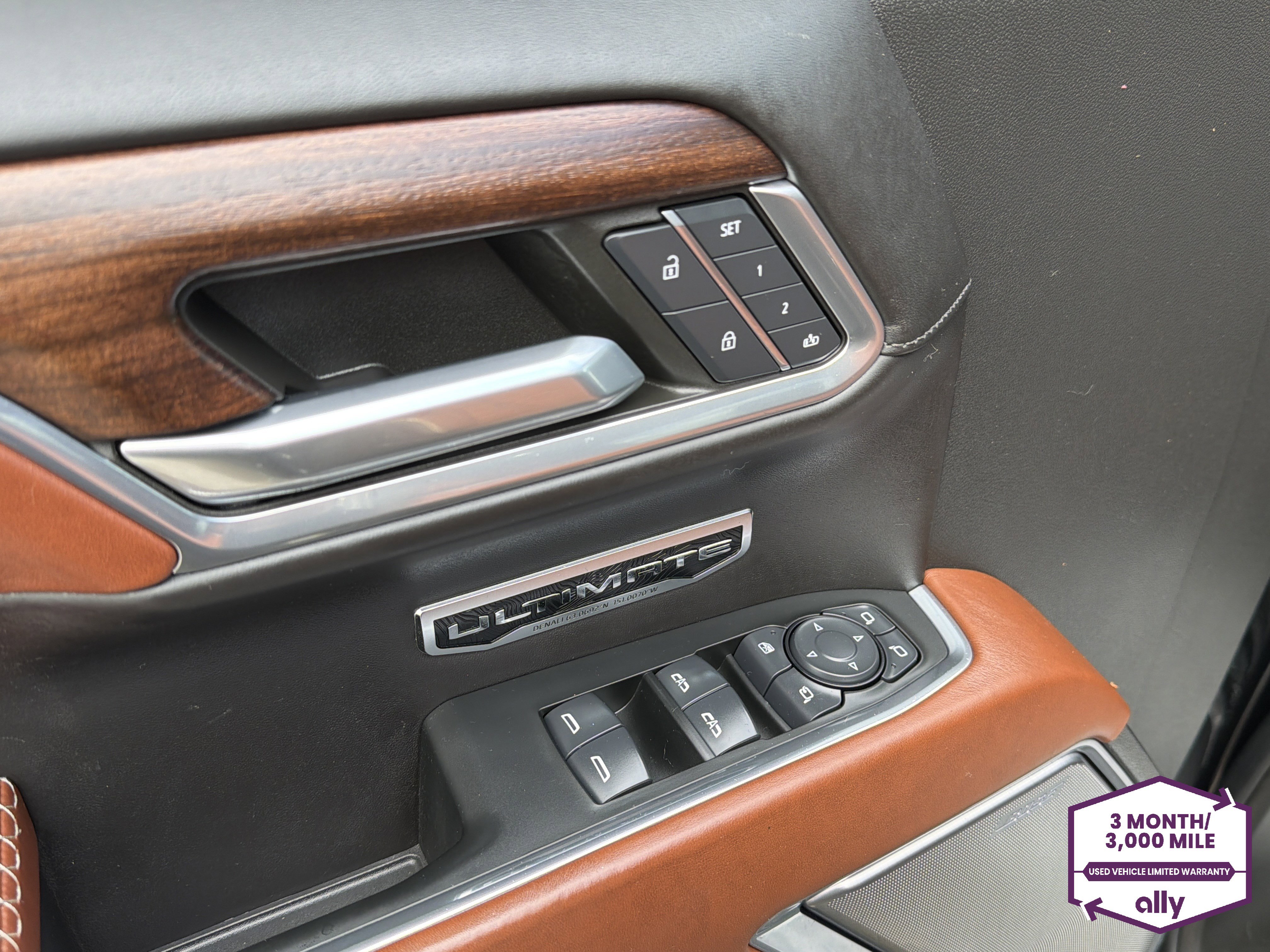 Used 2024 GMC Sierra 1500 Denali Ultimate image 15