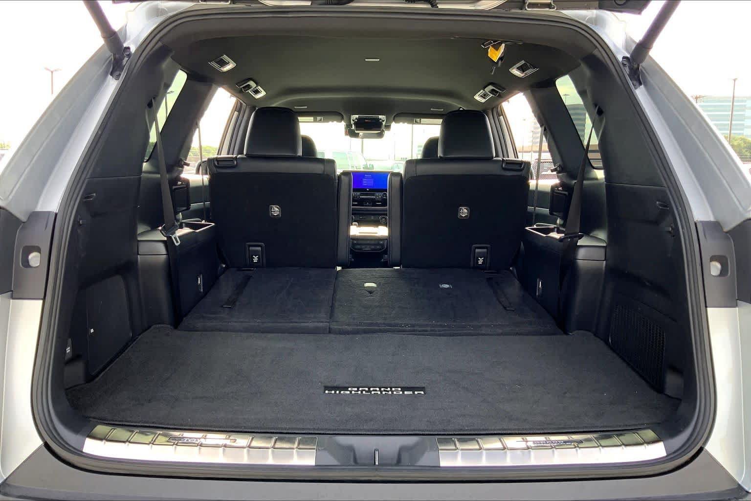 Certified 2024 Toyota Grand Highlander AWD Hybrid image 34