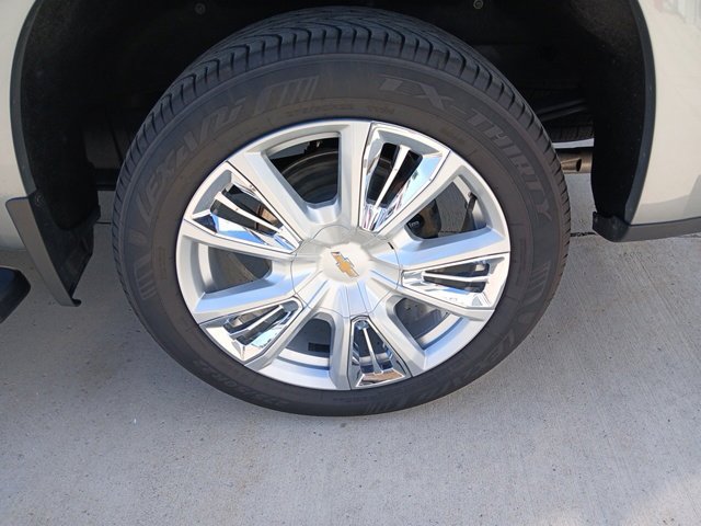 Certified 2024 Chevrolet Silverado 1500 High Country w/ High Country Premium Package AWD/4WD image 29
