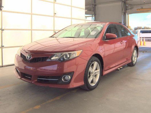 Used 2014 Toyota Camry SE
