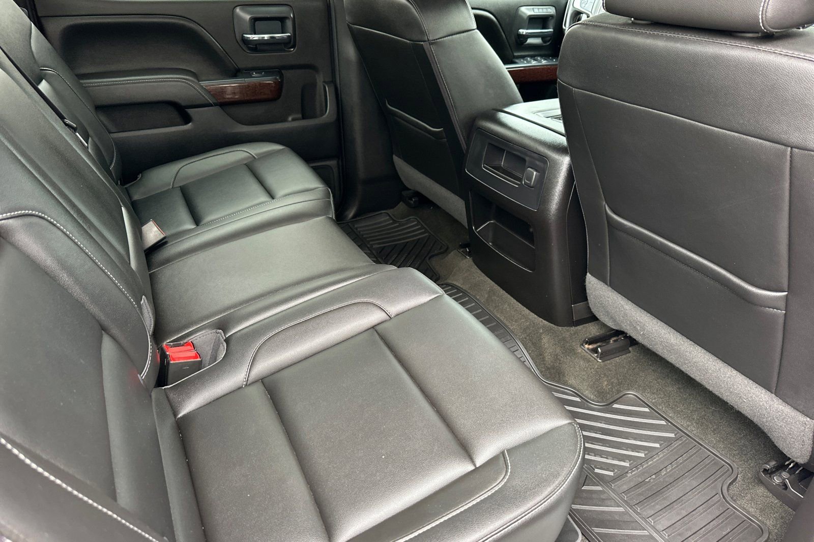 Certified 2016 GMC Sierra 2500 SLT w/ Duramax Plus Package AWD/4WD image 18