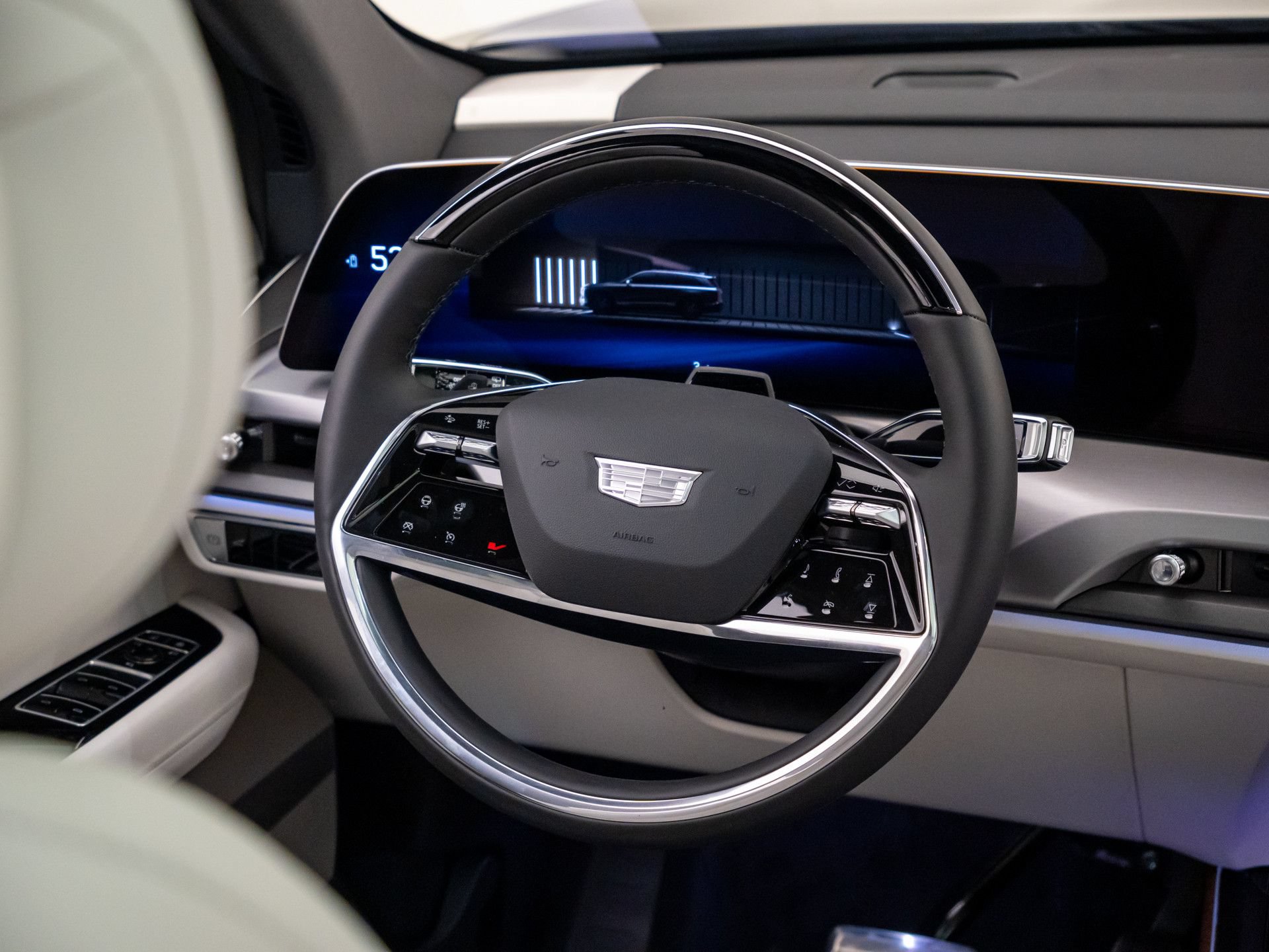 New 2027 Cadillac Vistiq Luxury w/ LPO, Floor Liner Package AWD/4WD image 10