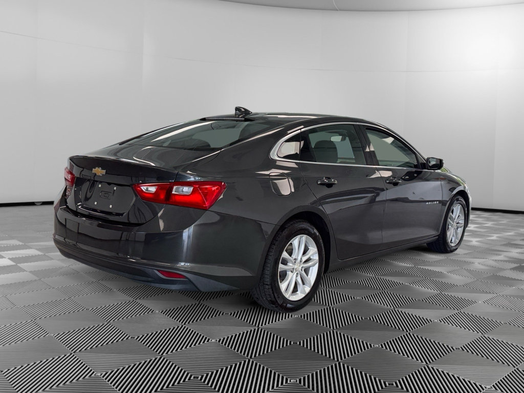 Used 2018 Chevrolet Malibu LT FWD image 8