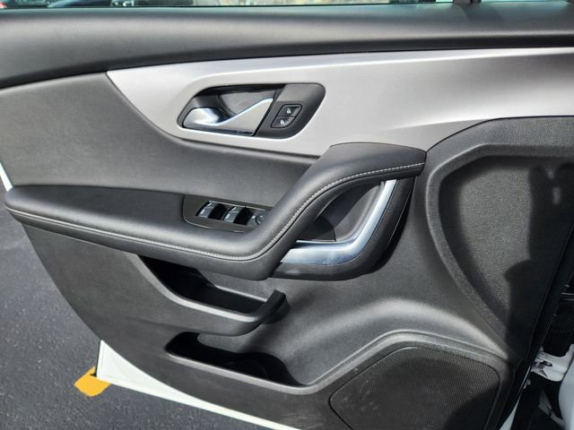 Used 2025 Chevrolet Blazer LT image 15