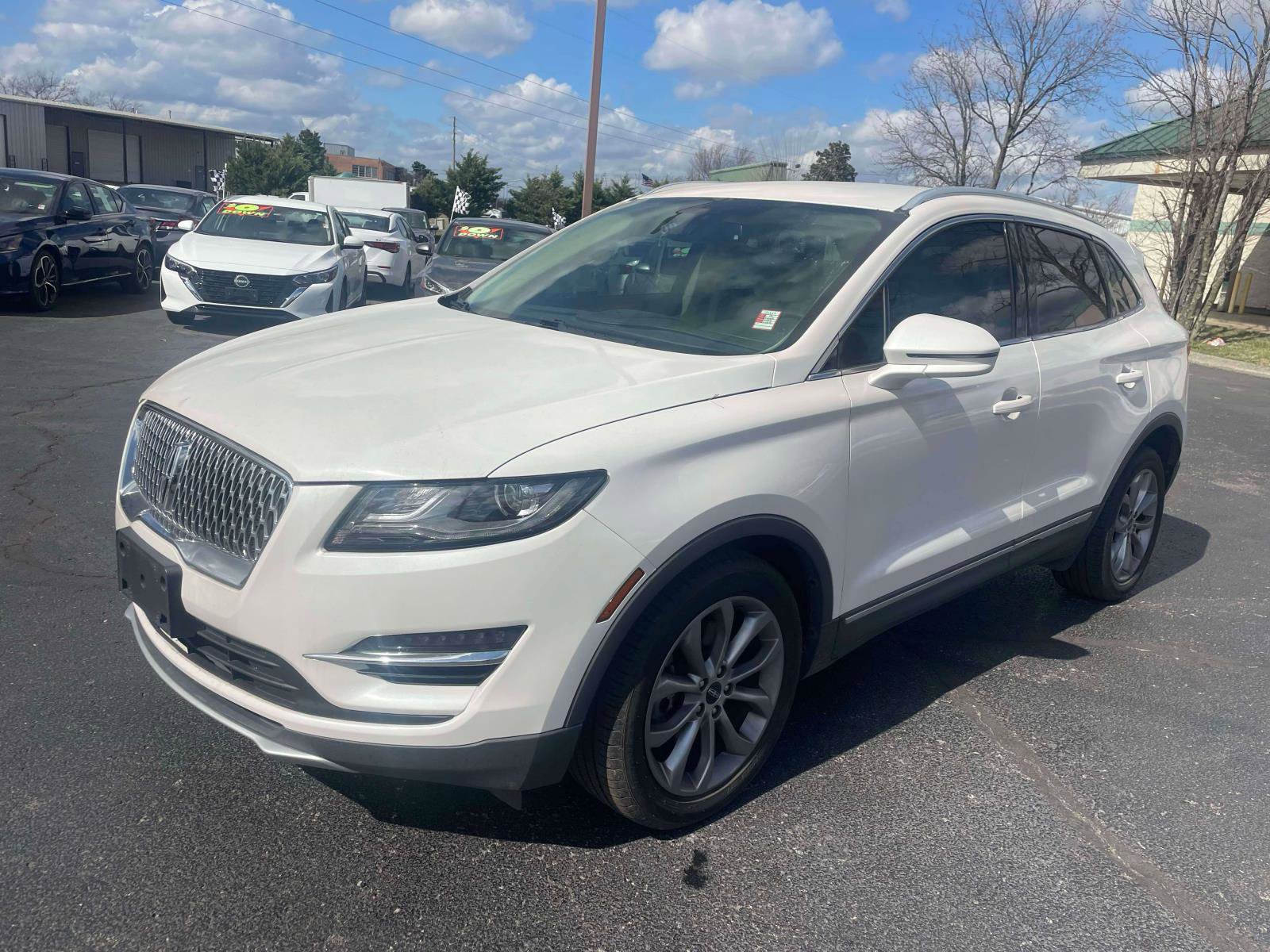 Used 2019 Lincoln MKC Select w/ Select Plus Package image 2